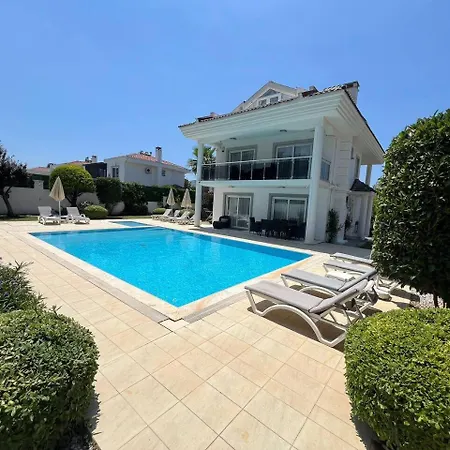 Chaston Holiday home *