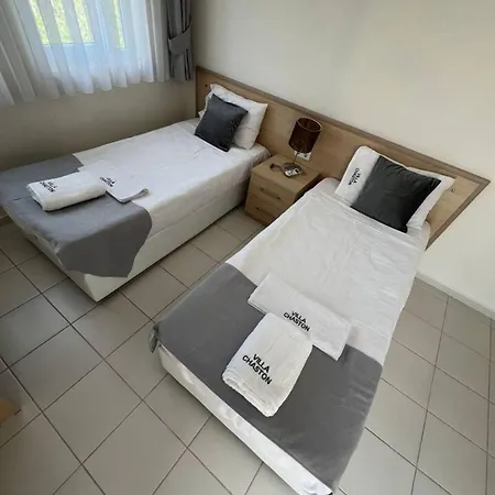 Holiday home Chaston